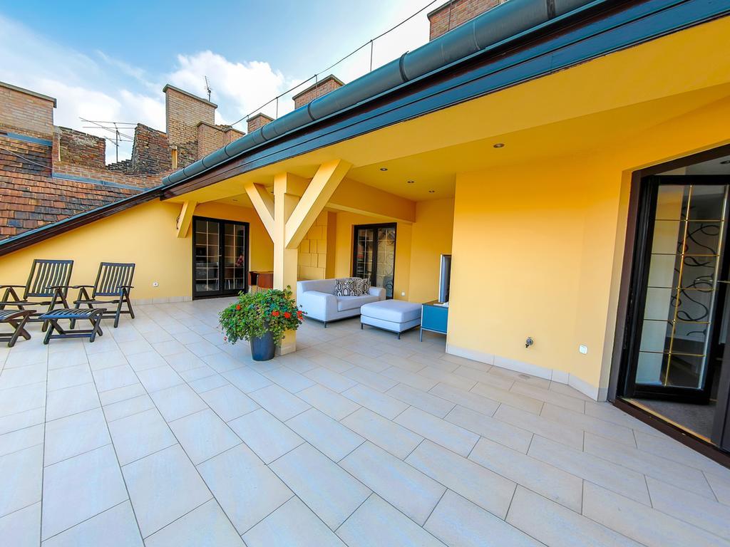Kapital Inn Budapest Exteriör bild