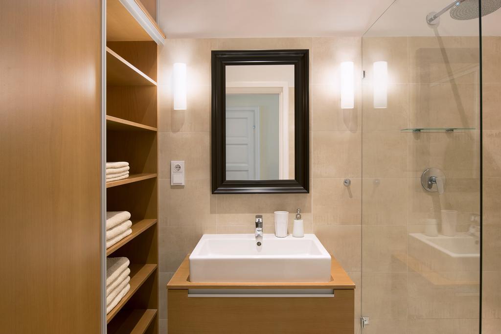 Kapital Inn Budapest Exteriör bild